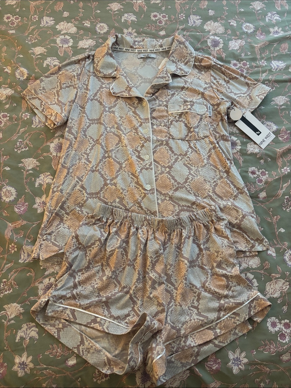 Nine West Snake Print Short Pajama Set in Beige and Gray